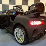 kinderauto Mercedes GTR mat zwart