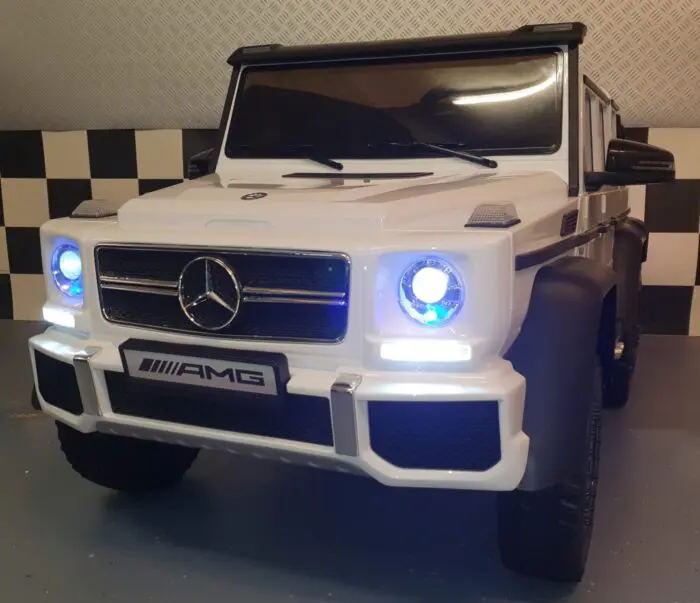 2 zits kinderauto mercedes