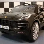 Porsche Macan Turbo kinderauto 12V 2.4G RC zwart