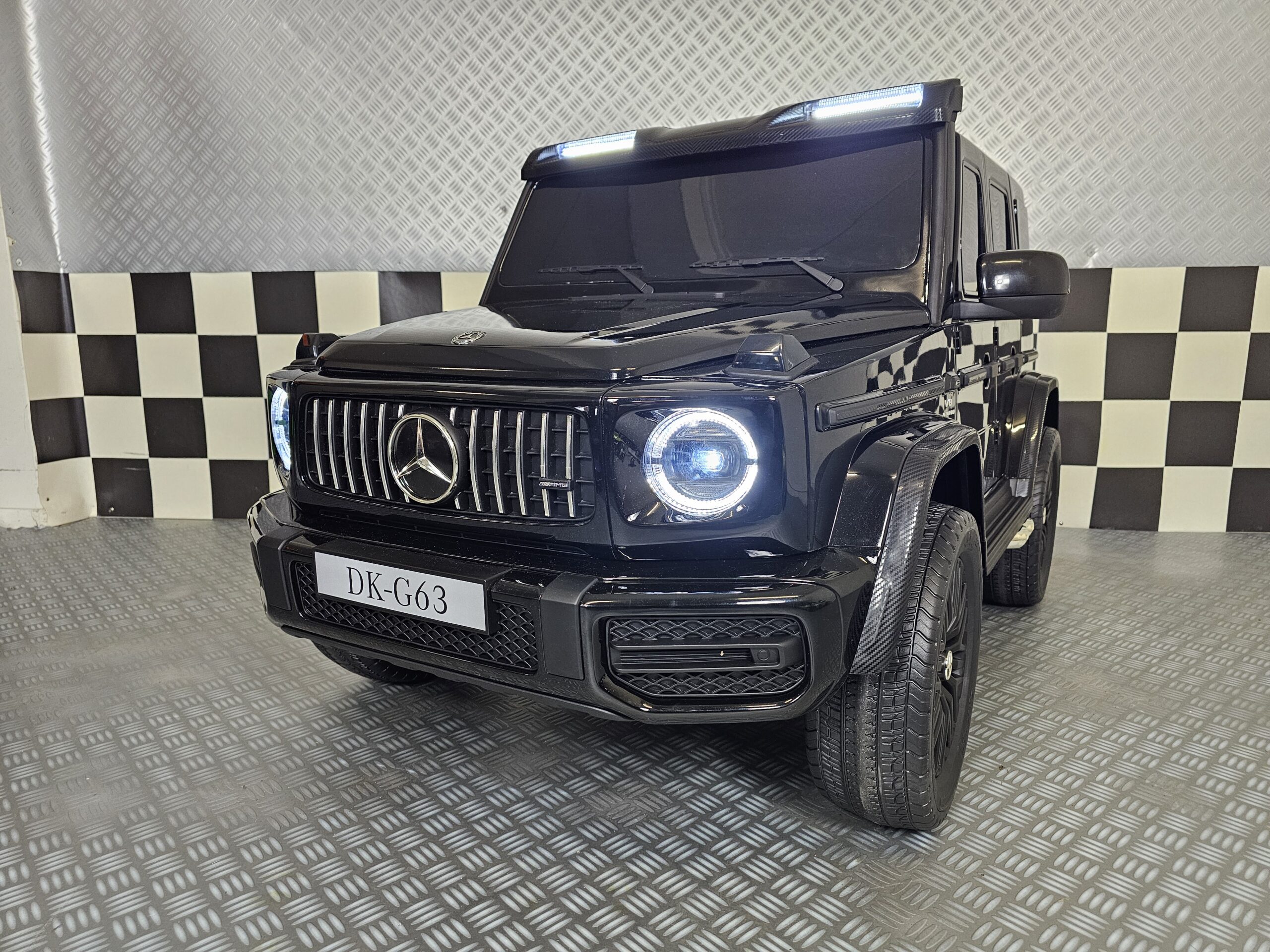 Kinderauto Mercedes G63 24 volt AMG